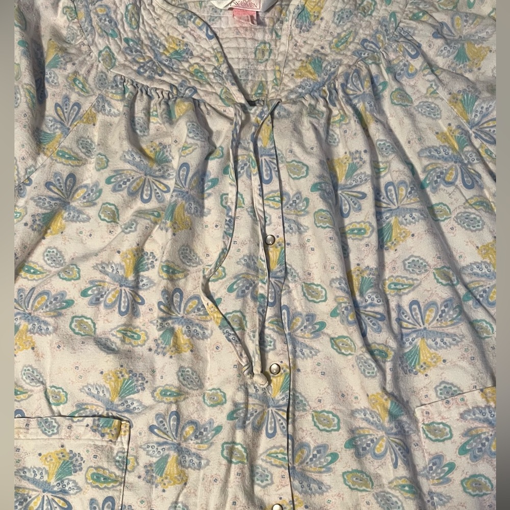 Sold- Just For Women Patterned Robe - Picture 4 of 5
